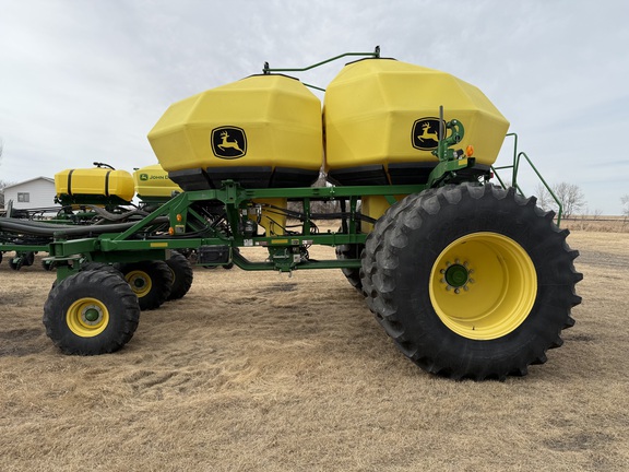 2019 John Deere 1890 Air Seeder