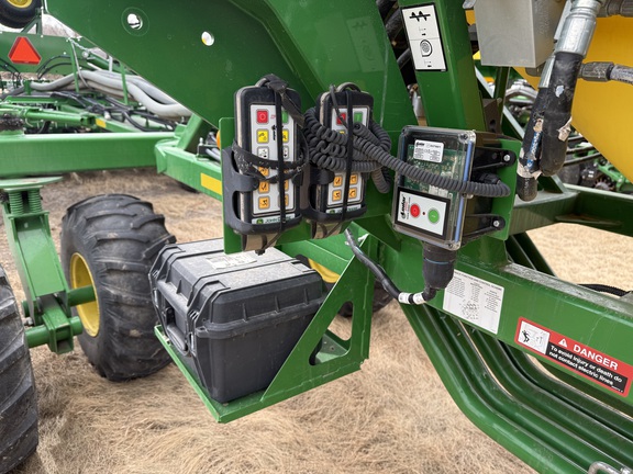 2019 John Deere 1890 Air Seeder