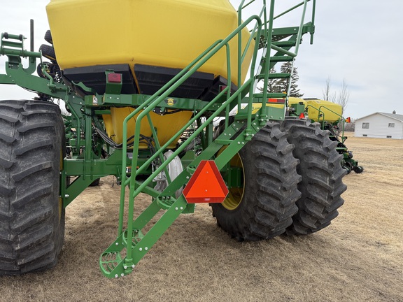 2019 John Deere 1890 Air Seeder