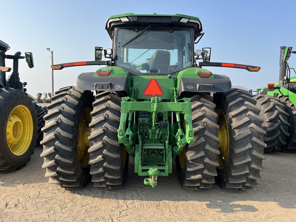 2023 John Deere 8R 250 Tractor