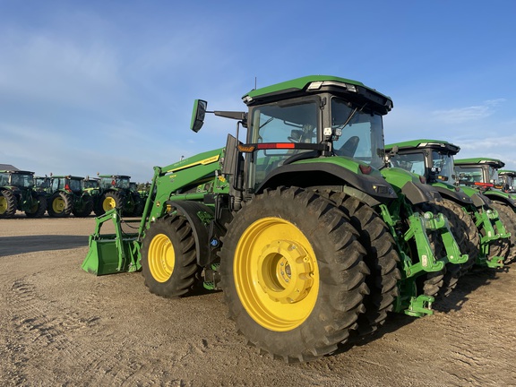 2023 John Deere 7R 210 Tractor