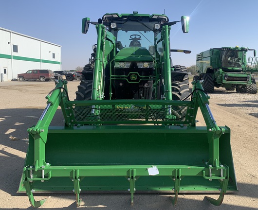 2023 John Deere 7R 210 Tractor