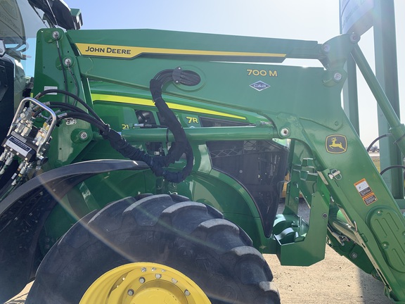 2023 John Deere 7R 210 Tractor