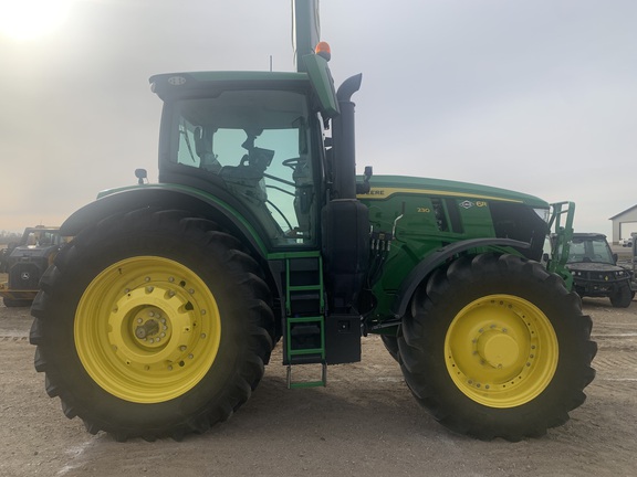 2023 John Deere 6R 230 Tractor