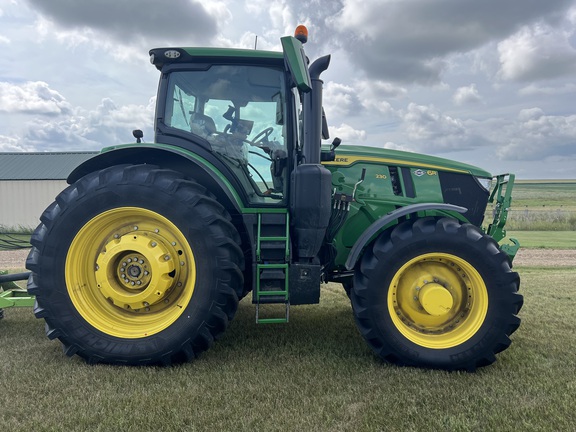 2023 John Deere 6R 230 Tractor