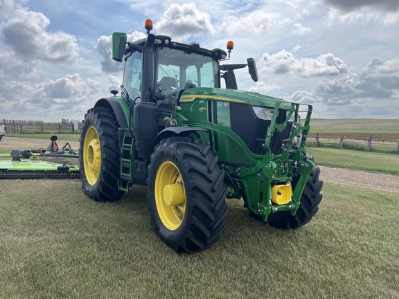 2023 John Deere 6R 230 Tractor