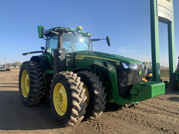 2023 John Deere 8R 370 Tractor