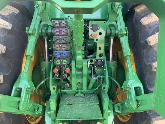 2023 John Deere 8R 370 Tractor