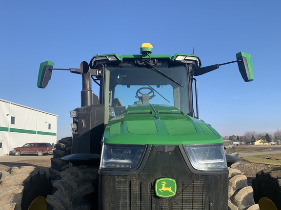 2023 John Deere 8R 370 Tractor