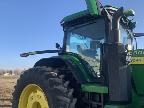 2023 John Deere 8R 370 Tractor