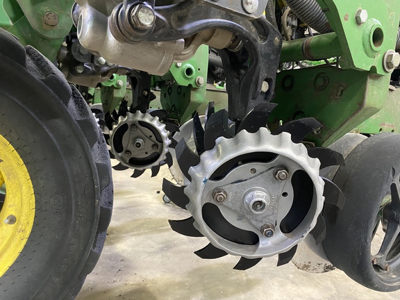 2008 John Deere DB90 Planter