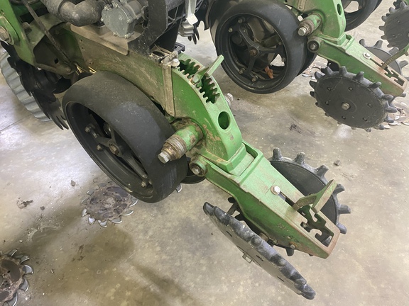 2008 John Deere DB90 Planter