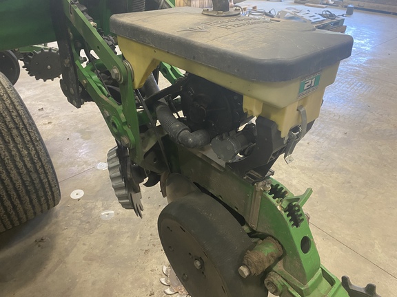 2008 John Deere DB90 Planter