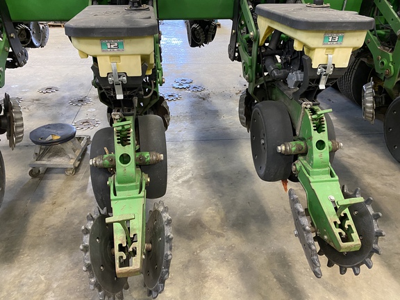 2008 John Deere DB90 Planter