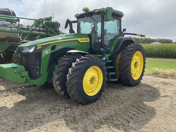 2023 John Deere 8R 370 Tractor