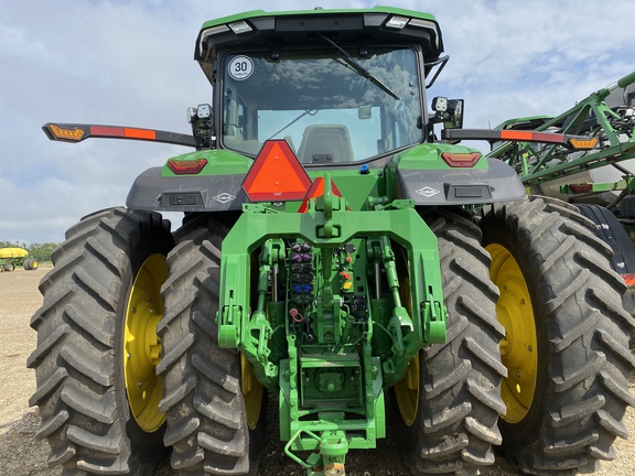 2023 John Deere 8R 370 Tractor