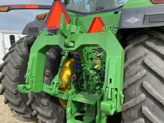 2023 John Deere 8R 370 Tractor