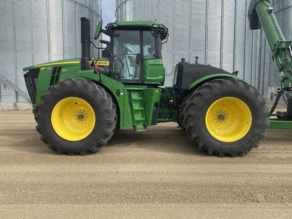 2023 John Deere 9R 540 Tractor 4WD