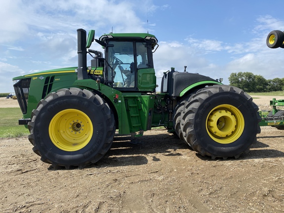 2023 John Deere 9R 590 Tractor 4WD