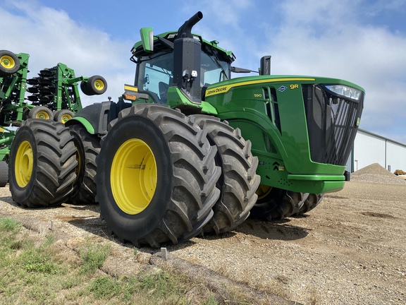 2023 John Deere 9R 590 Tractor 4WD