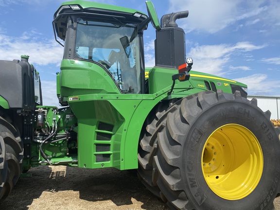 2023 John Deere 9R 640 Tractor 4WD