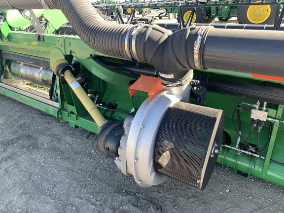 2020 John Deere 745FD Header Combine