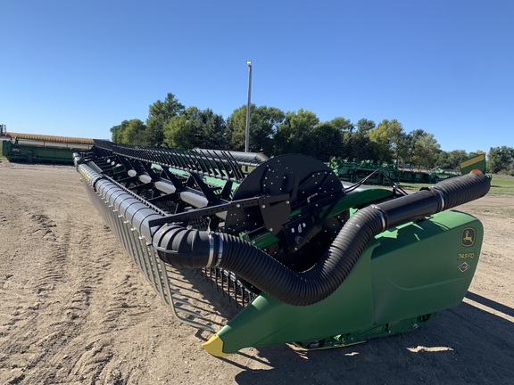 2020 John Deere 745FD Header Combine