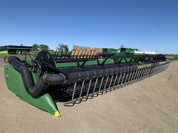 2020 John Deere 745FD Header Combine