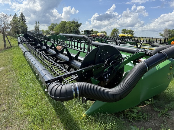 2020 John Deere 745FD Header Combine