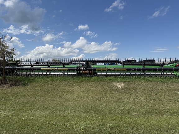 2020 John Deere 745FD Header Combine