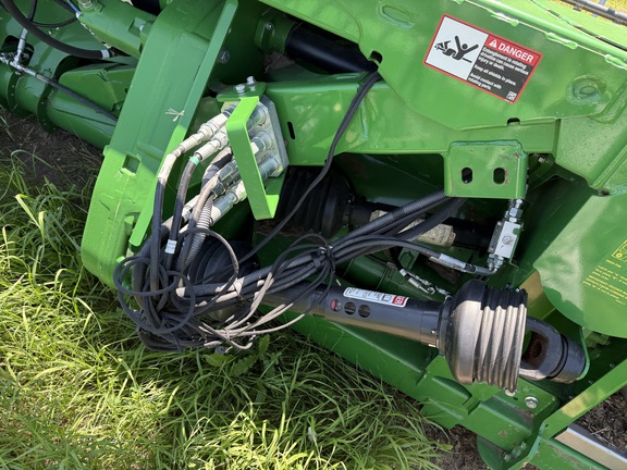 2020 John Deere 745FD Header Combine