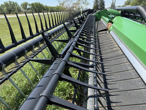 2020 John Deere 745FD Header Combine