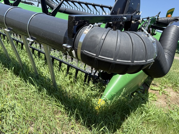 2020 John Deere 745FD Header Combine