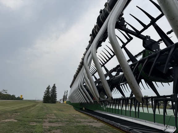 2020 John Deere 745FD Header Combine