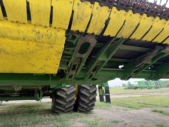 2020 John Deere 745FD Header Combine