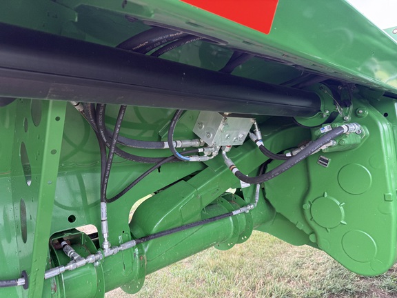 2020 John Deere 745FD Header Combine