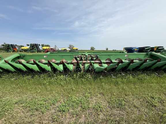 2013 John Deere 618C STALKMASTER Header Corn Head