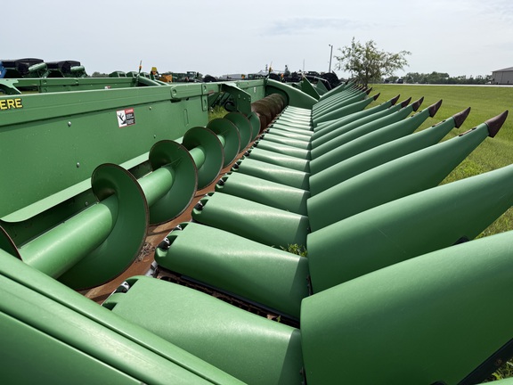 2013 John Deere 618C STALKMASTER Header Corn Head