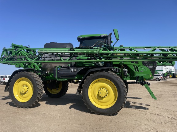 2023 John Deere 612R Sprayer/High Clearance