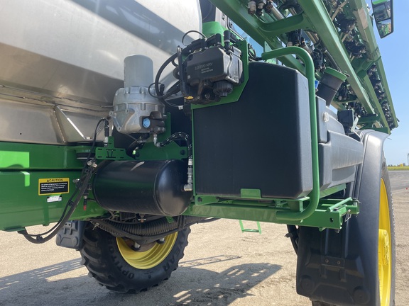 2023 John Deere 612R Sprayer/High Clearance