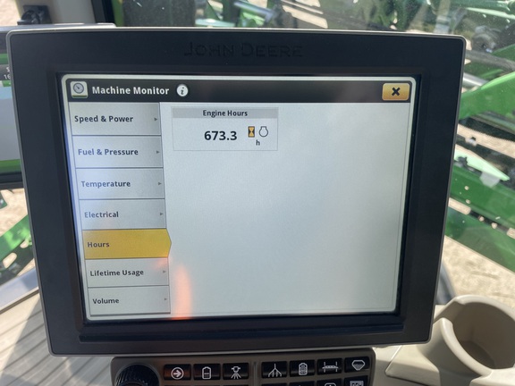 2023 John Deere 612R Sprayer/High Clearance