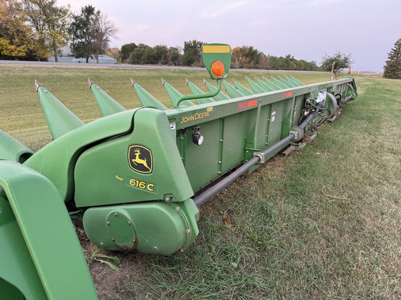 2013 John Deere 616C Header Corn Head