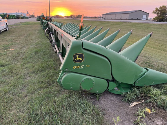 2013 John Deere 616C Header Corn Head