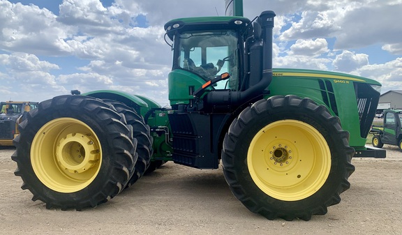 2013 John Deere 9460R Tractor 4WD