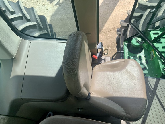 2013 John Deere 9460R Tractor 4WD