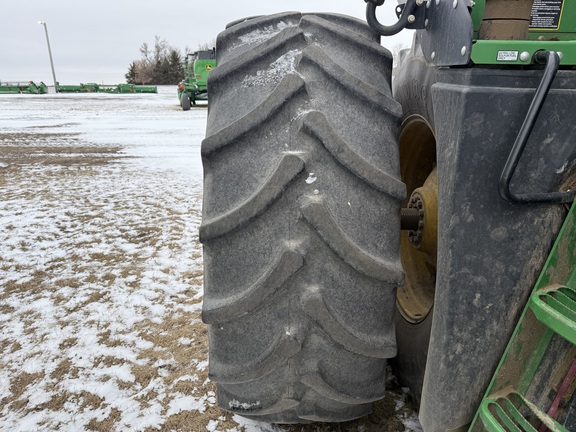 2013 John Deere 9460R Tractor 4WD