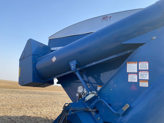 2004 Kinze 1050 Grain Cart