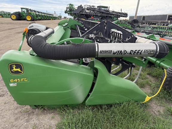 2015 John Deere 645FD Header Combine