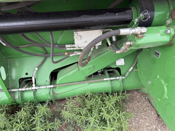 2015 John Deere 645FD Header Combine