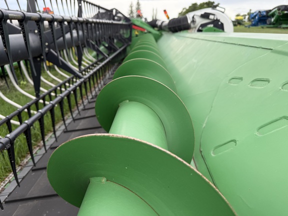 2015 John Deere 645FD Header Combine